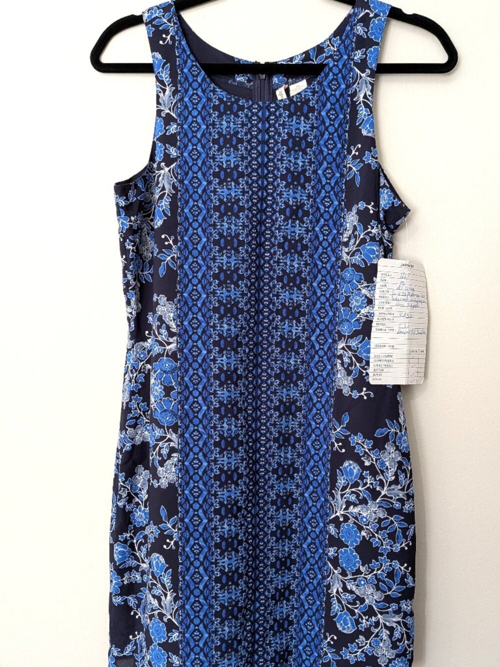 NEW Japna Women’s Blue Floral Print Sleeveless Shift Dress – Size Medium